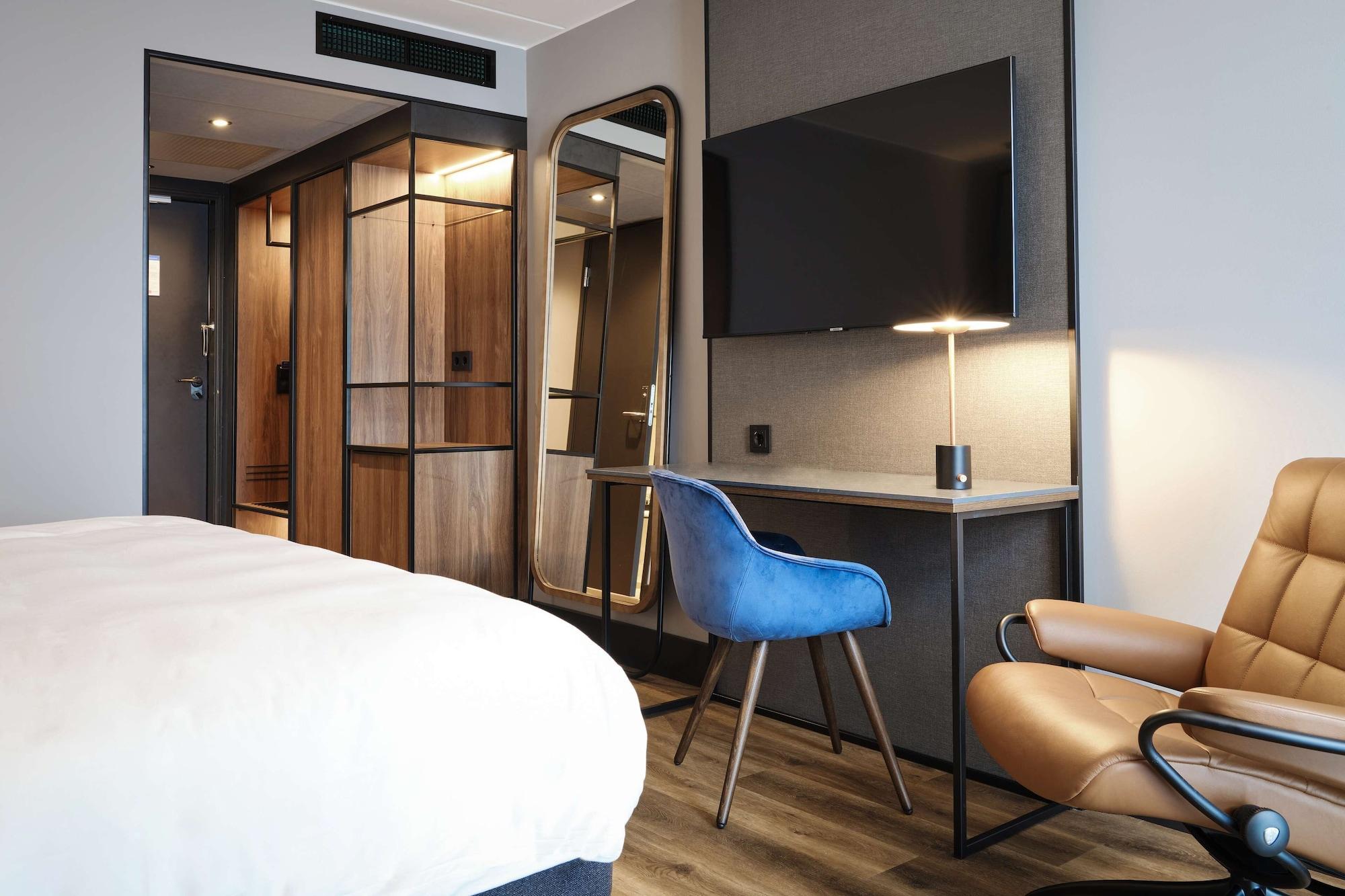 Radisson Blu Royal Garden Hotel,