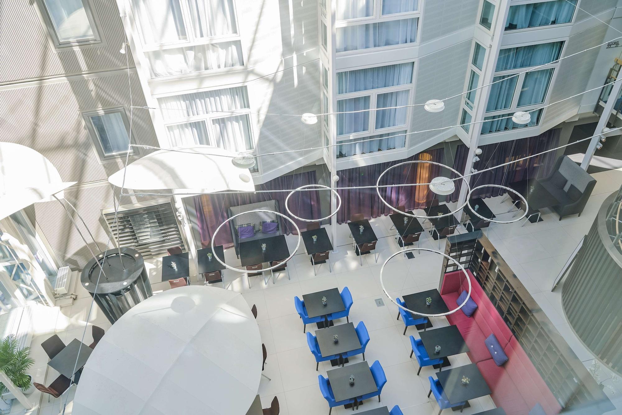 Radisson Blu Royal Garden Hotel,