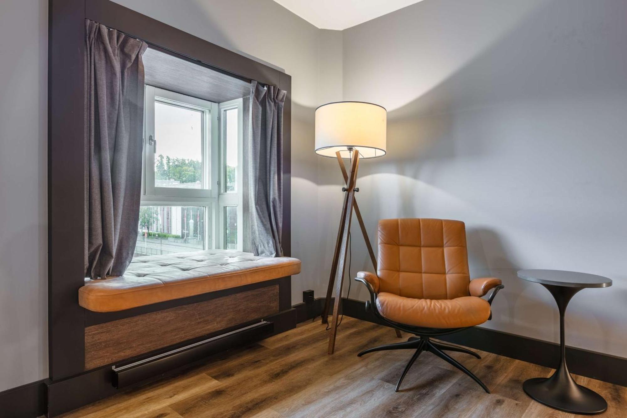Radisson Blu Royal Garden Hotel, Hotell 4*
