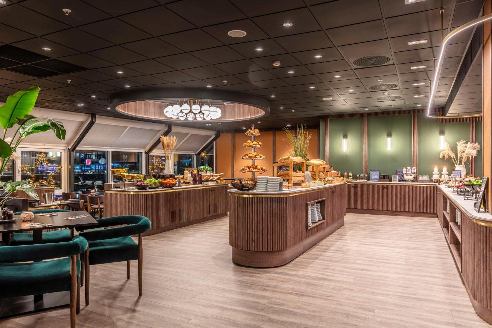 Hotell Radisson Blu Royal Garden Hotel,