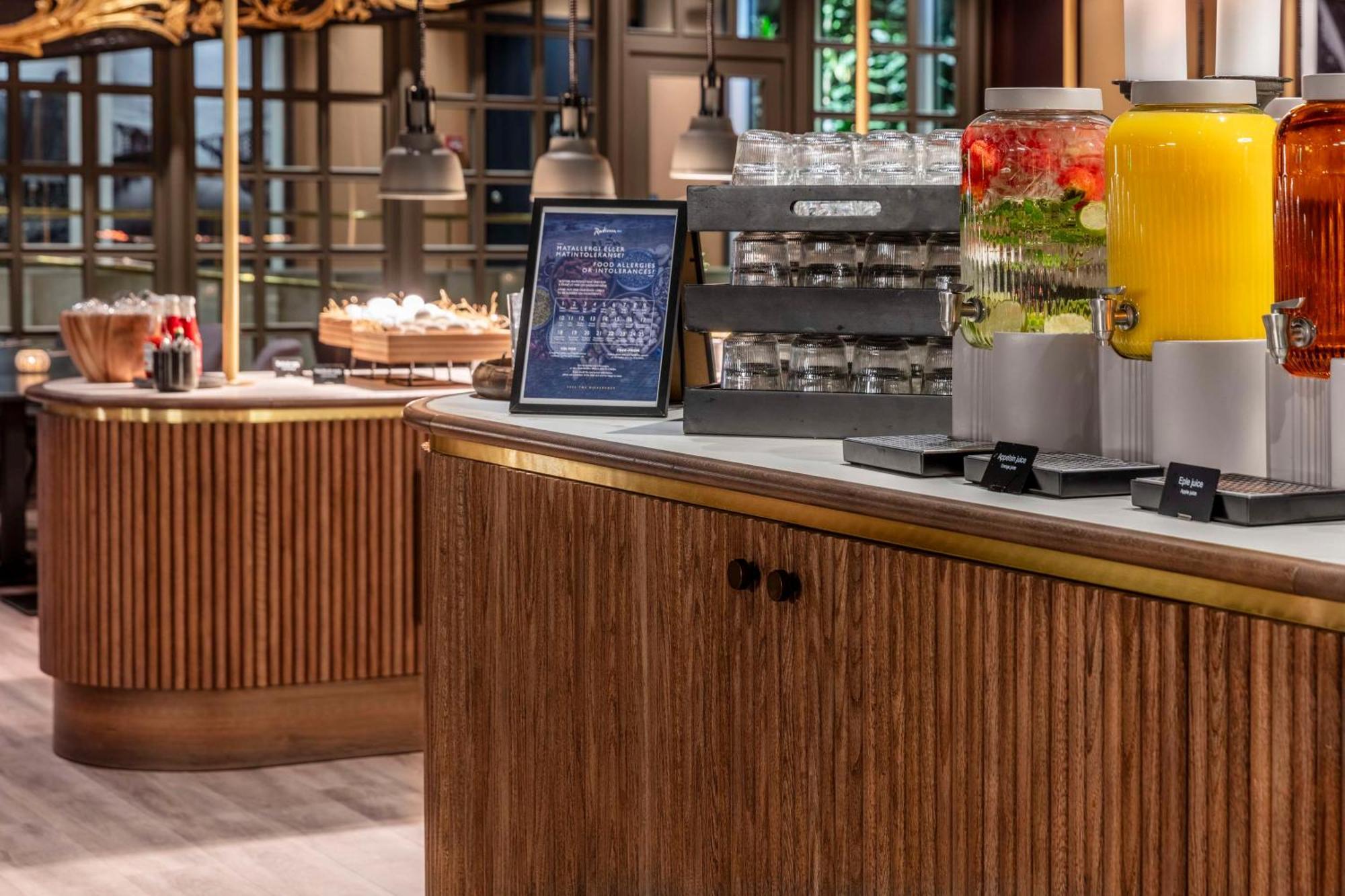Hotell Radisson Blu Royal Garden Hotel, 4*